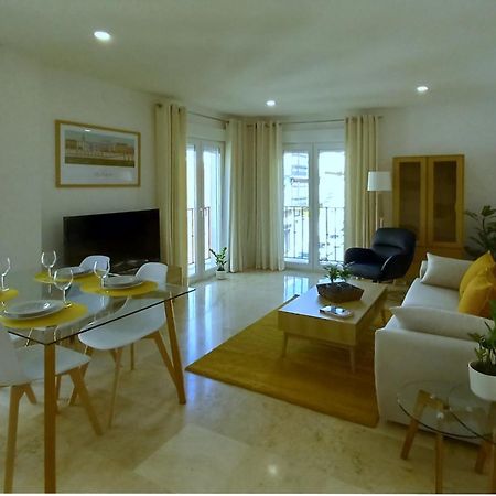 Ad21Sevilla - Suite Bagian luar foto